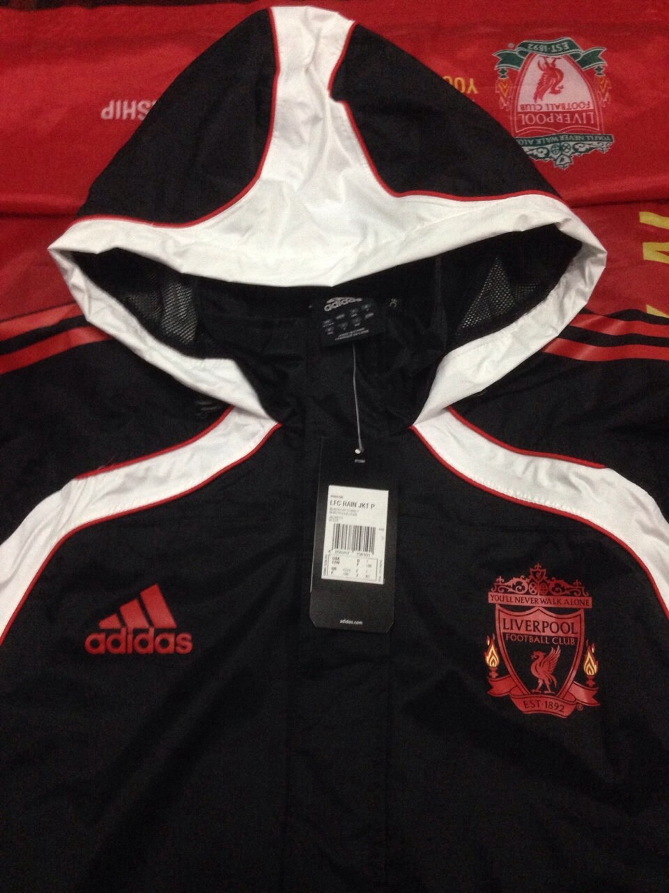 เสื้อ RAIN JACKET LIVERPOOL 10/11