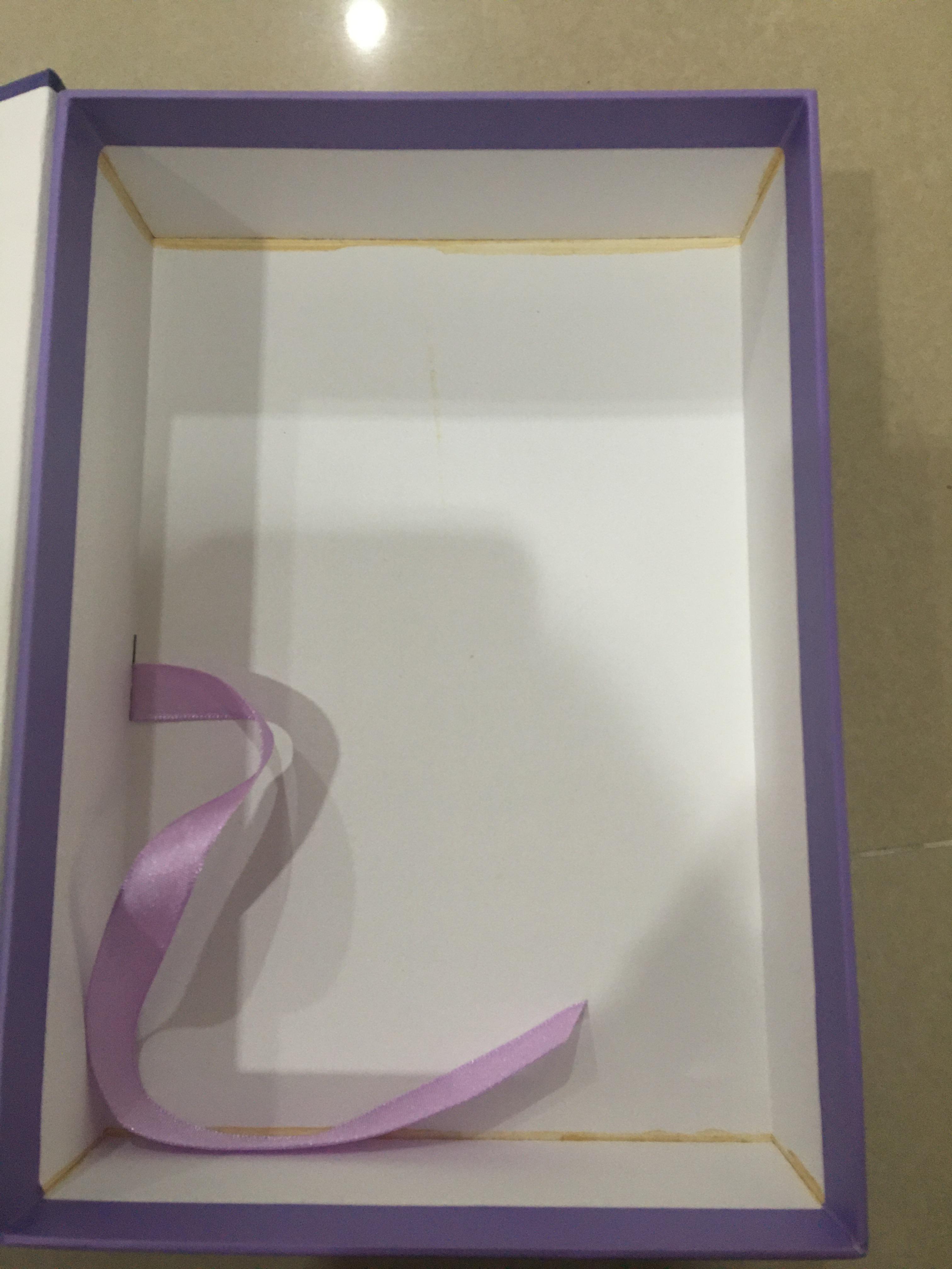 Boxset นิยายแปล ถ้อยคำจากบุปผา + หนังสือ 4 เล่ม