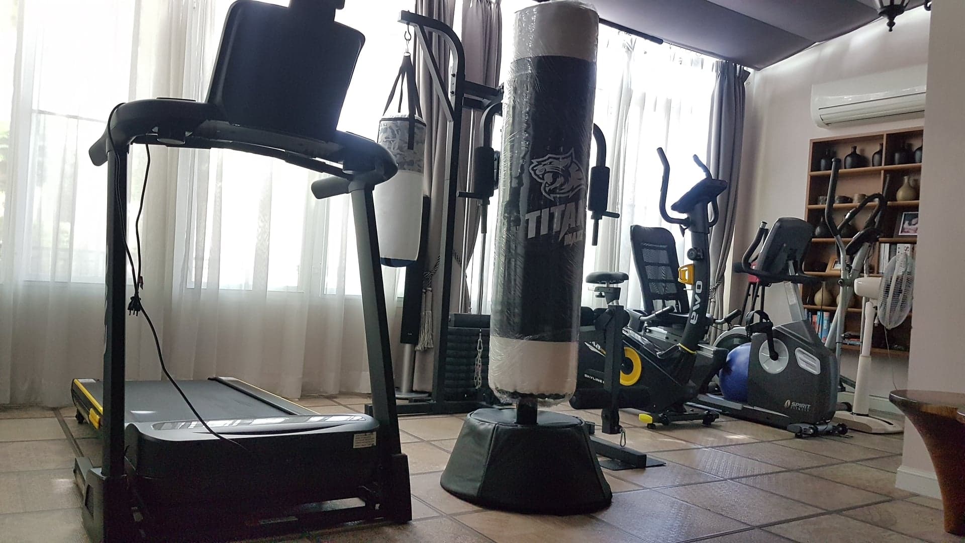 กระสอบทรายตั้งพื้น TitanMaxz