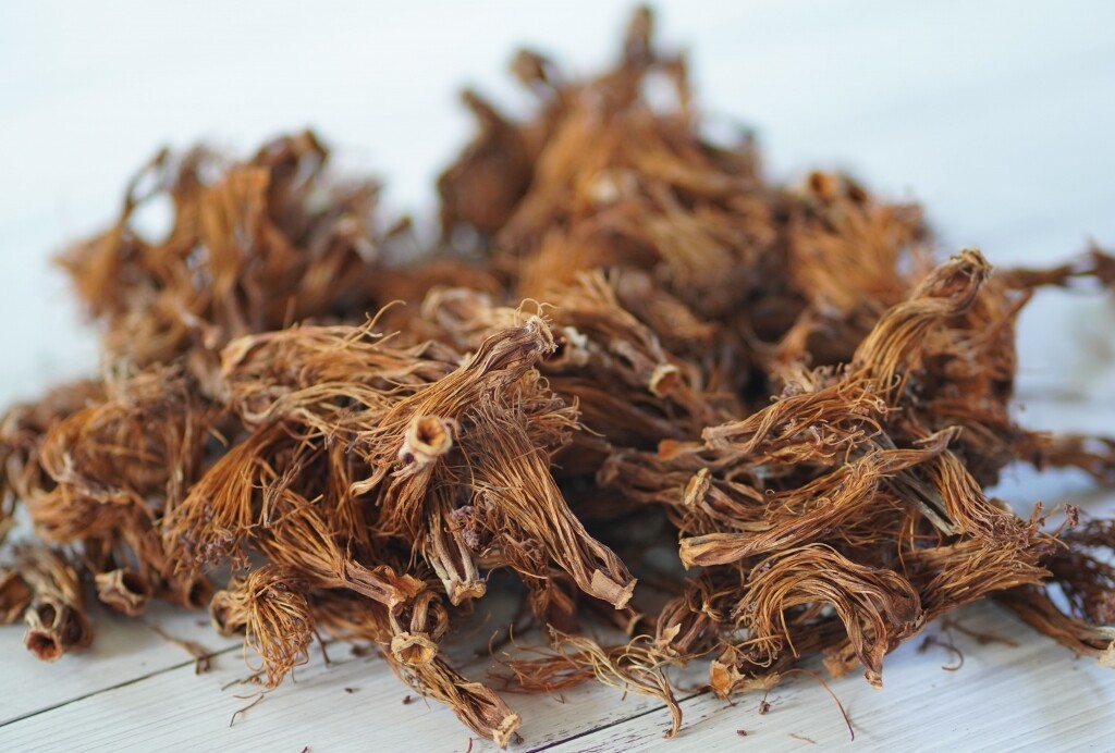 ดอกเงี้ยว ดอกงิ้ว ดอกเงี้ยวแห้ง 1 กิโลกรัม มาใหม่ ปี 2568 ดอกเงี้ยวราคาประหยัด เหมาะกับร้านอาหาร ร้านขนมจีนน้ำเงี้ยว ดอกเงี้ยวแห้ง Red cotton tree flowers dried เหมาะสำหรับทำขนมจีนน้ำเงี้ยว อาหารพื้นเมืองของทางภาคเหนือ อาหารแห้ง ของกินภาคเหนือ ของกินพื้นเ