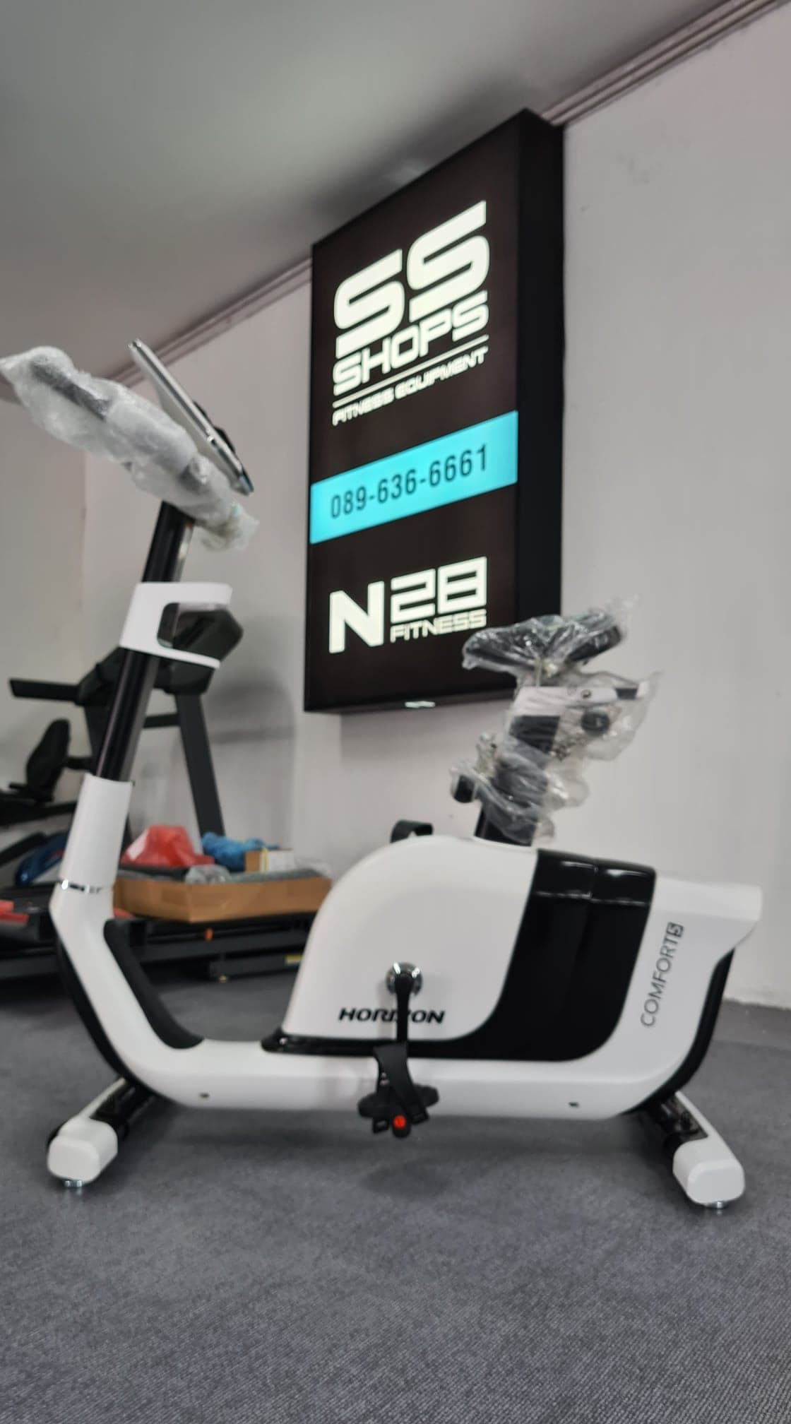 จักรยานนั่งปั่น Horizon Comfort5 Upright Bike