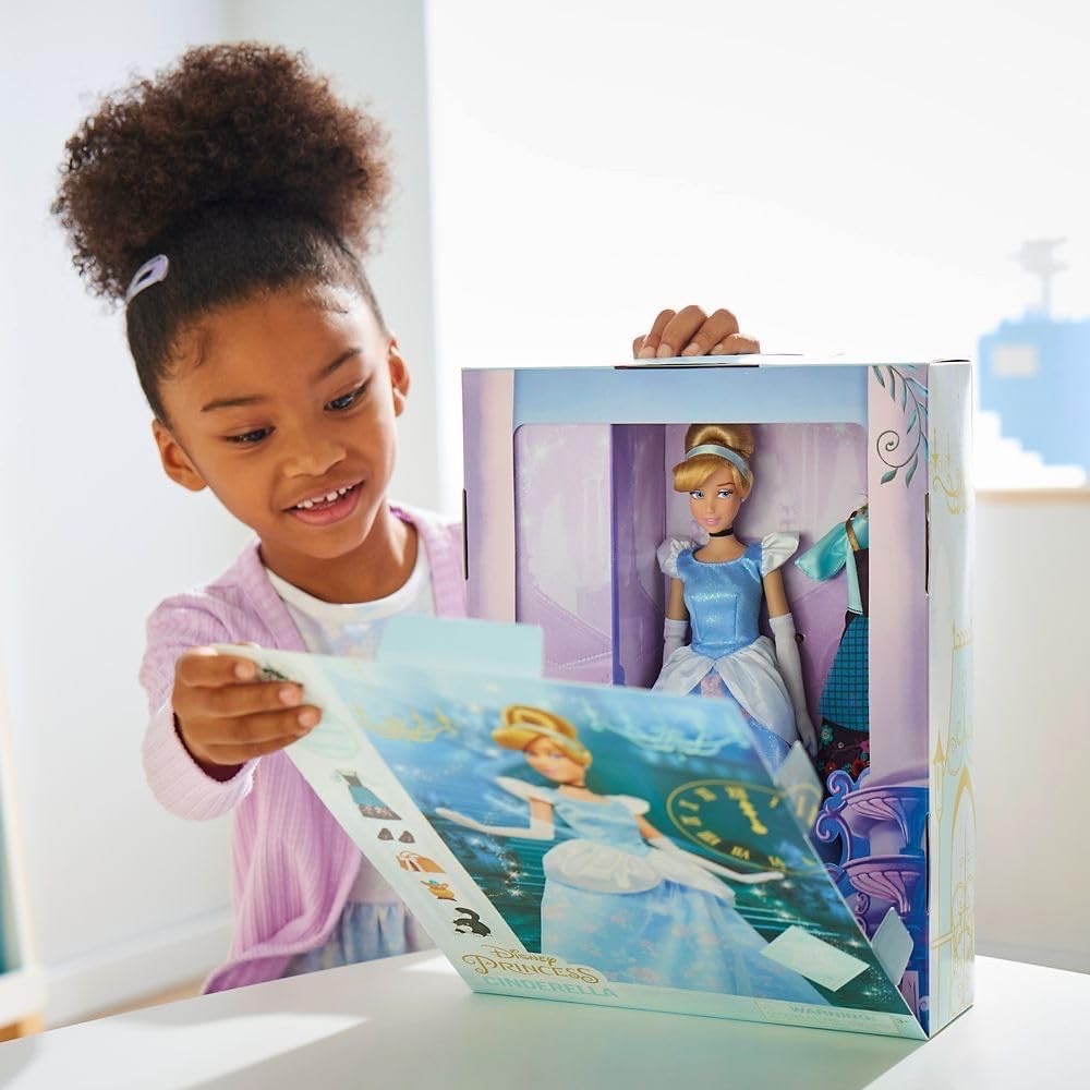 นำเข้า 🇺🇸 เซ็ทตุ๊กตาซินเดอเรลล่าเและกิจกรรมระบายสีCinderella Disney Story Doll - Cinderella 11'' ราคา 1,590 บาท