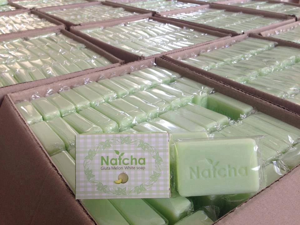 สบู่นัดชากลูต้าเมล่อน สีเขียว (Natcha Gluta Melon White Soap)