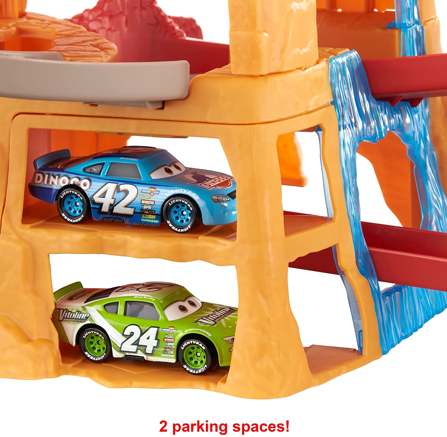 Disney Pixar Cars Radiator Springs Mountain Race Playset ชุดของเล่นในธีมเรดิเอเตอร์สปริง ราคา 3590.- บาท