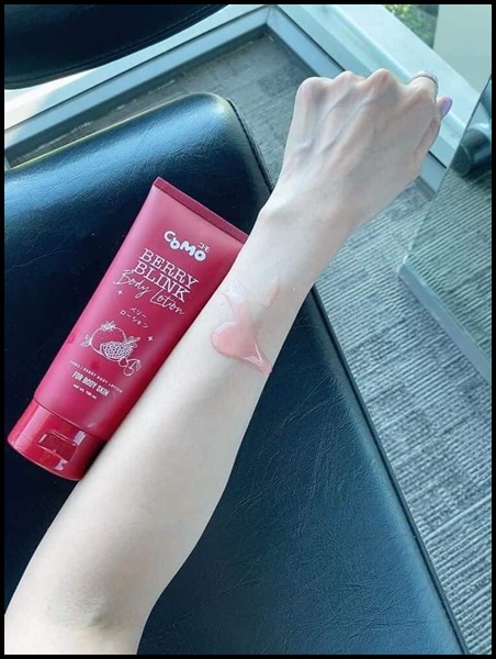 โคโมะ เบอร์รี่ บลิงค์ โลชั่นเบอร์รี่ Como Berry Blink Body Lotion