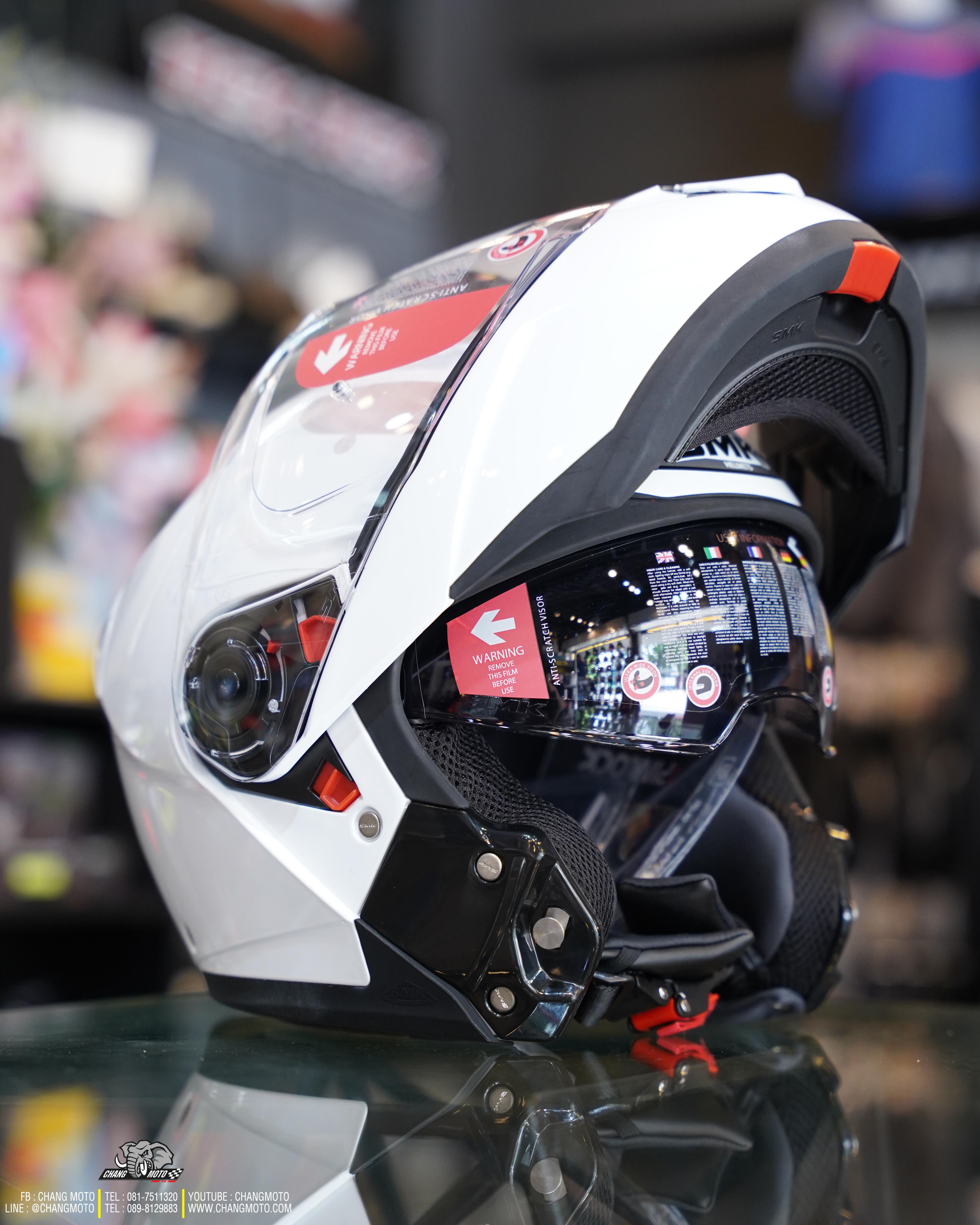หมวกกันน็อค SMK รุ่น GLIDE ลาย WHITE GL100