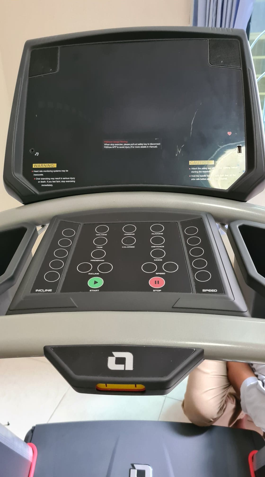 ลู่วิ่งไฟฟ้าAeonFitnessรุ่นAZ60 / Motor AC 4 HP