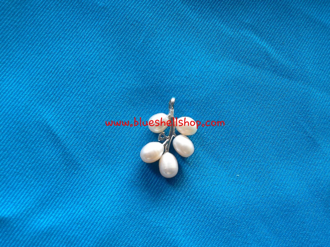 จี้มุกเลี้ยงรูปองุ่น