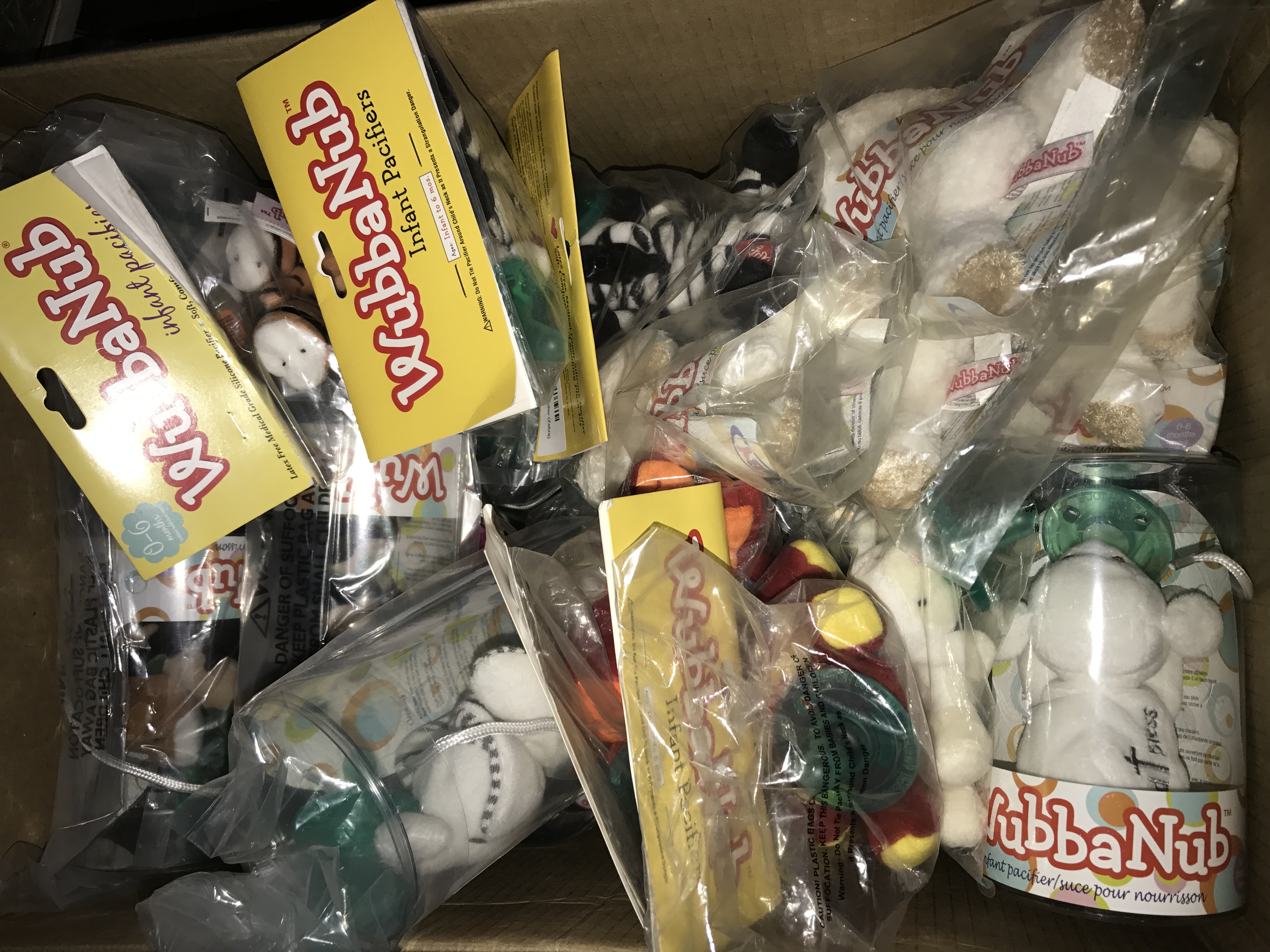 WubbaNub Pacifier - Little Camo Fox ตุ๊กตาจุกหลอก สุนัขจิ้งจอก ลายพราง ตัวน้อย