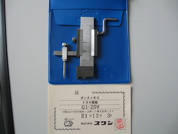 SwanGauge รุ่นC1-20VมาตรวัดระดับแบบสเกลLevel Gauge Swan,Meas.range:±10mm.,Division Value:0.05mm.