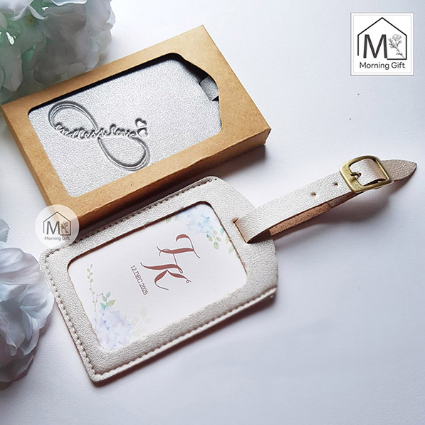 ป้ายห้อยกระเป๋าหูเข็มขัดงานแต่งของพรีเมียม