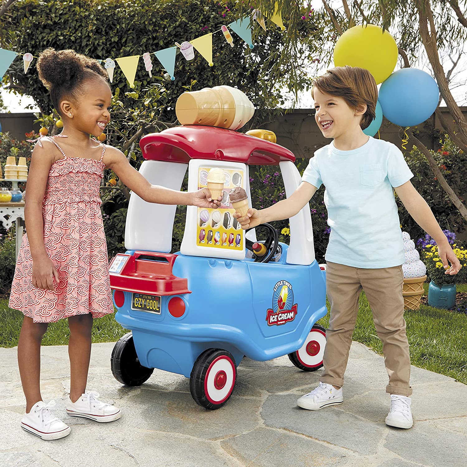ใหม่ ขาไถ Little Tikes Cozy Ice Cream Truck ราคา 5,990 บาท