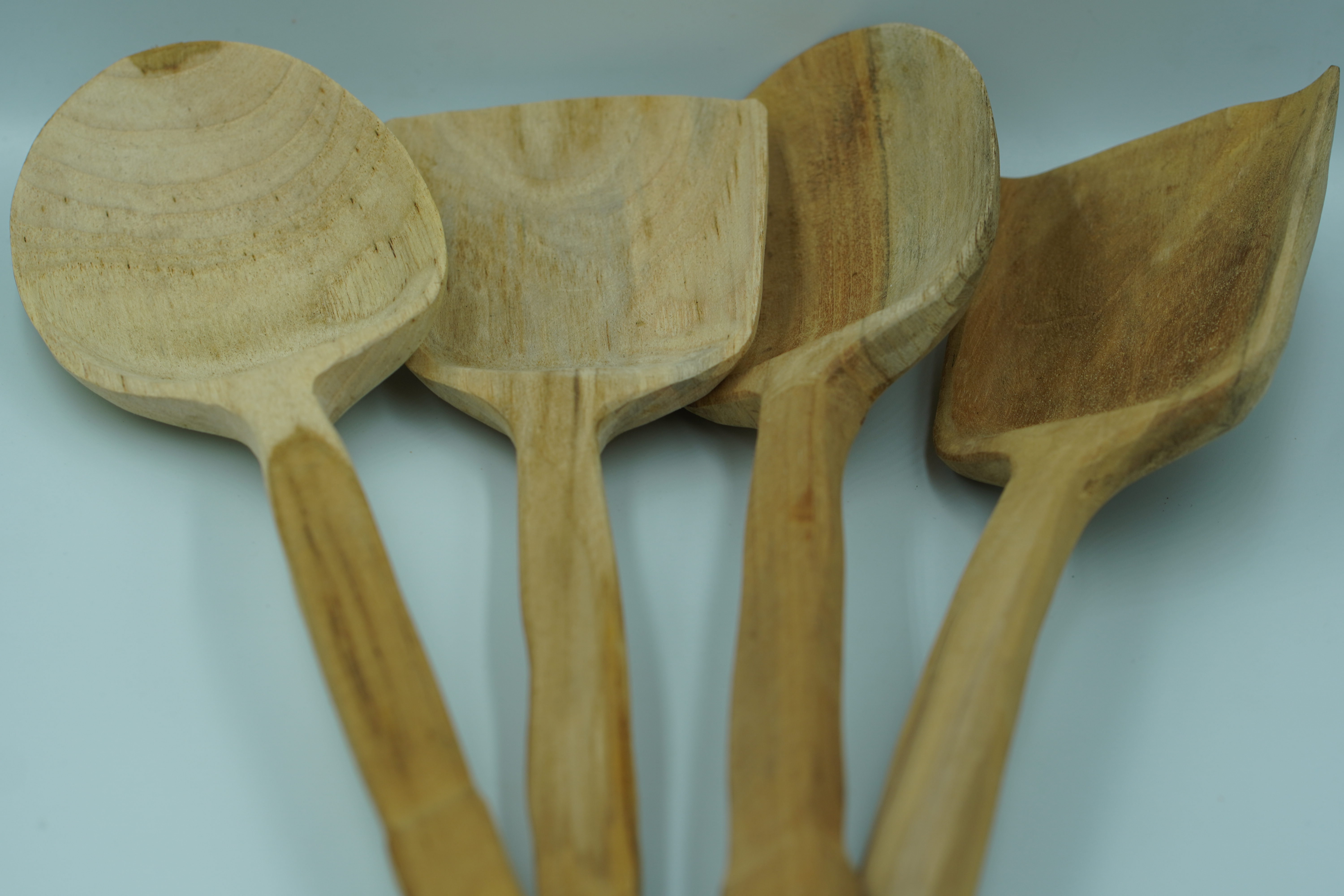 ตะหลิวไม้สัก ตะหลิวไม้ ทัพพีไม้สัก ทัพพีไม้ 3.5 นิ้ว Teak Wood Turner ด้ามยาว 14.5 นิ้ว จำนวน 1 คู่ (2 อัน) ราคาถูก คุณภาพดี งานแฮนด์เมด สนับสนุนงานฝีมือในชุมชน