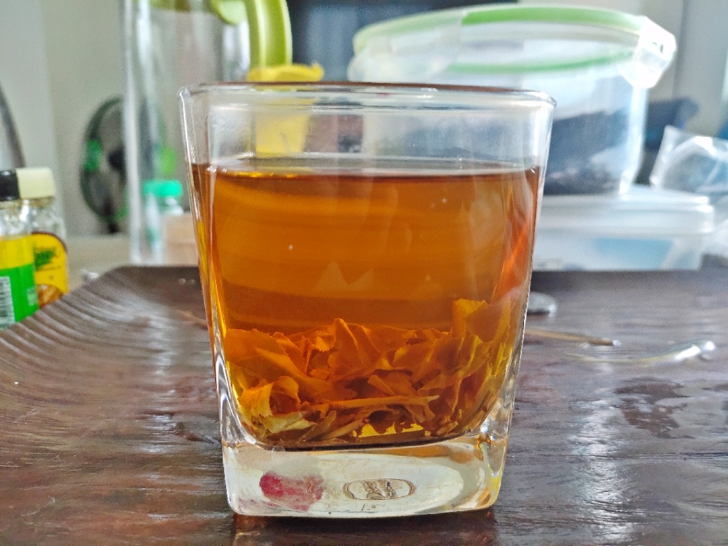 ชาอัสสัม Handmade (แฮนด์เมด) ขนาด 500 กรัม ชาดอยลาง ชาป่าเติบโตตามธรรมชาติ สินค้ามีจำนวนจำกัด !! ชาดำอัสสัม (ใบชาอบแห้ง) จากดอยลาง ASSAM TEA 500 g. ชาออแกร์นิค Doilang Tea กลิ่นหอม รสชาติดี ชาจากธรรมชาติ ของดีในราคามิตรภาพ ใบชาเส้น