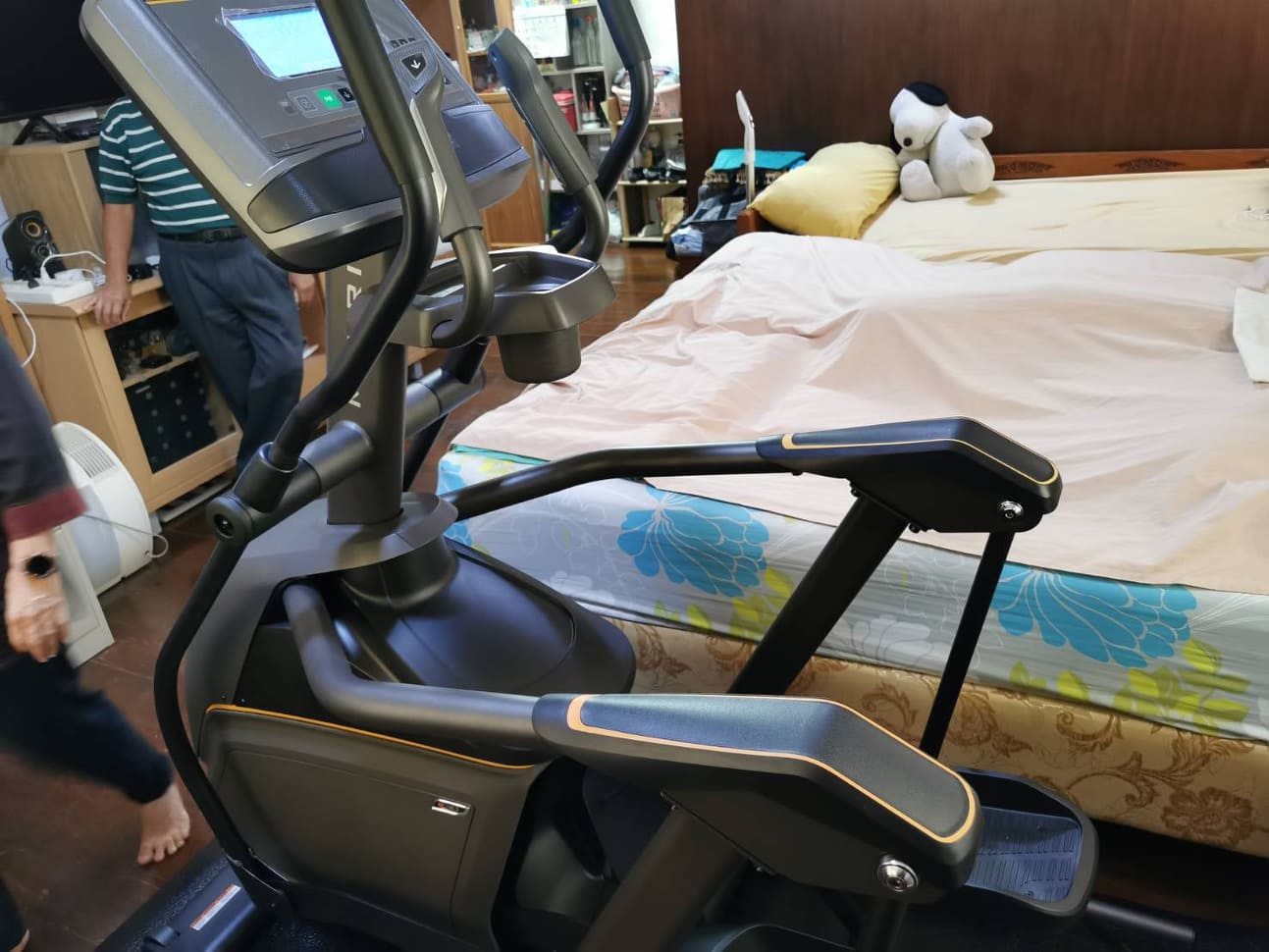 เครื่องเดินวงรี Matrix Elliptical E30XR USA