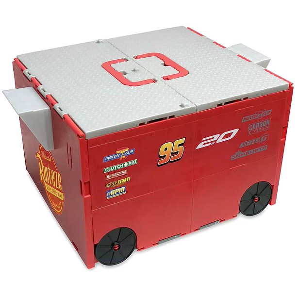 Disney / Pixar Cars Cars 3 Racetrack Pit Stop Set ราคา 5,990 - บาท