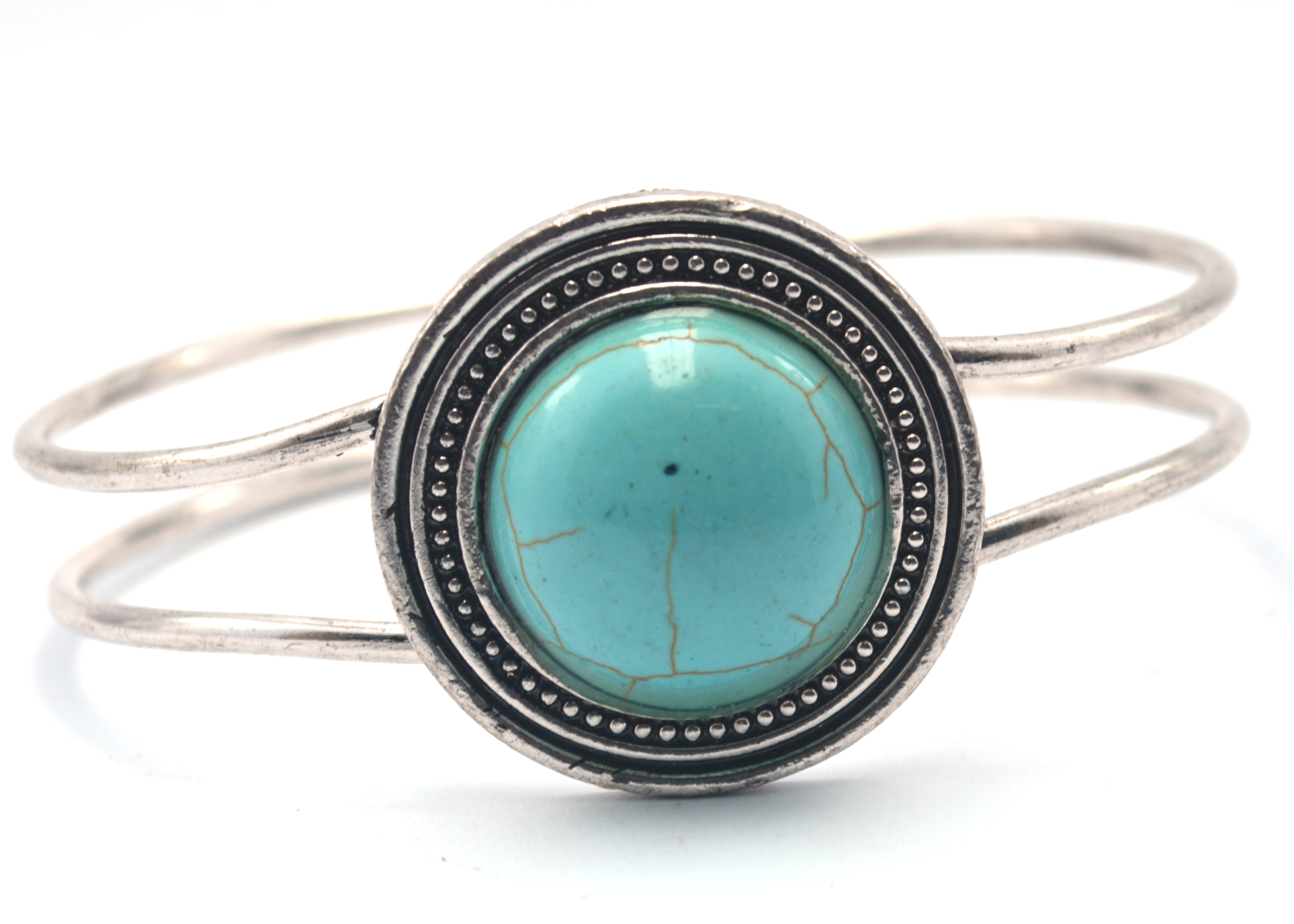 กำไลหินค้อยส์ฟ้า