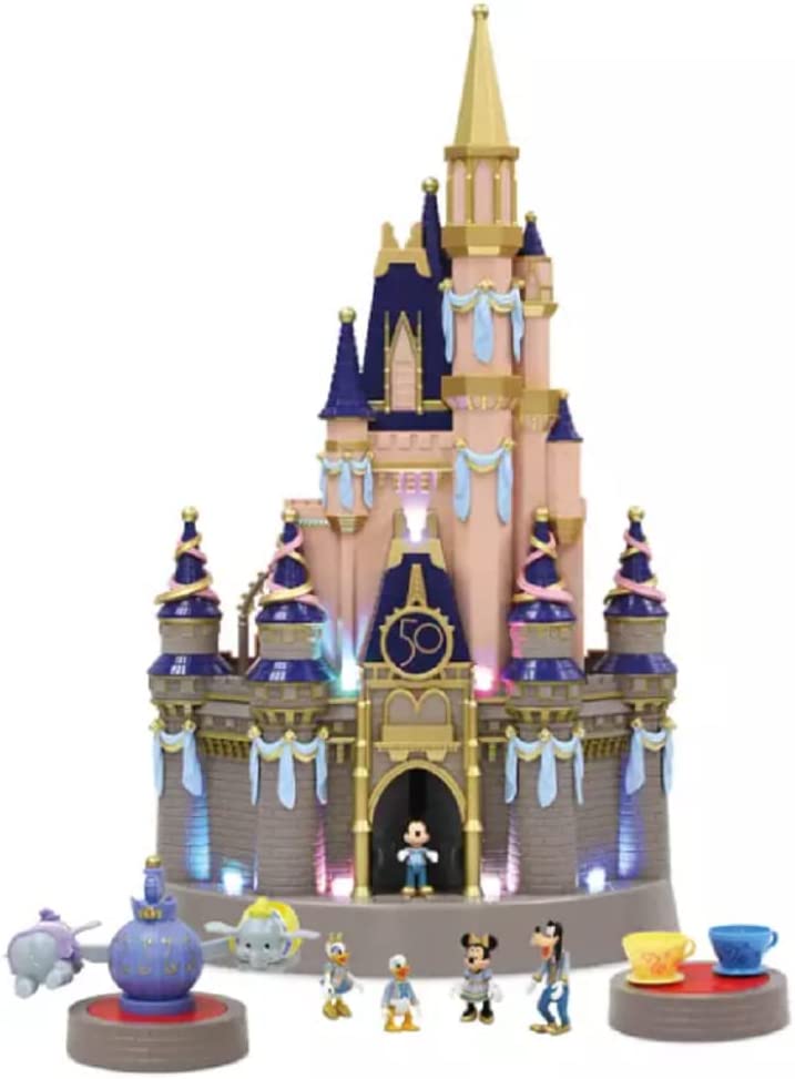 ปราสาท Walt Disney World ครบรอบ 50 ปี Cinderella Castle Light Up Play Set และ 50th Anniversary Calendar Blue ราคา 6,990.- บาท