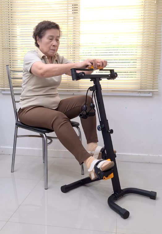 จักรยานออกกำลังกายผู้สูงอายุ, จักรยานกายภาพบำบัด, จักรยานคนแก่, จักรยานออกกำลังกายในบ้าน