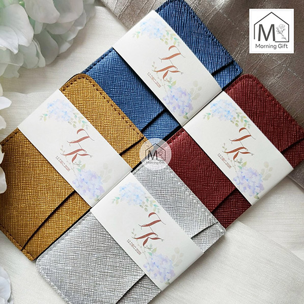 ของชำร่วยกระเป๋าหนังใส่นามบัตร