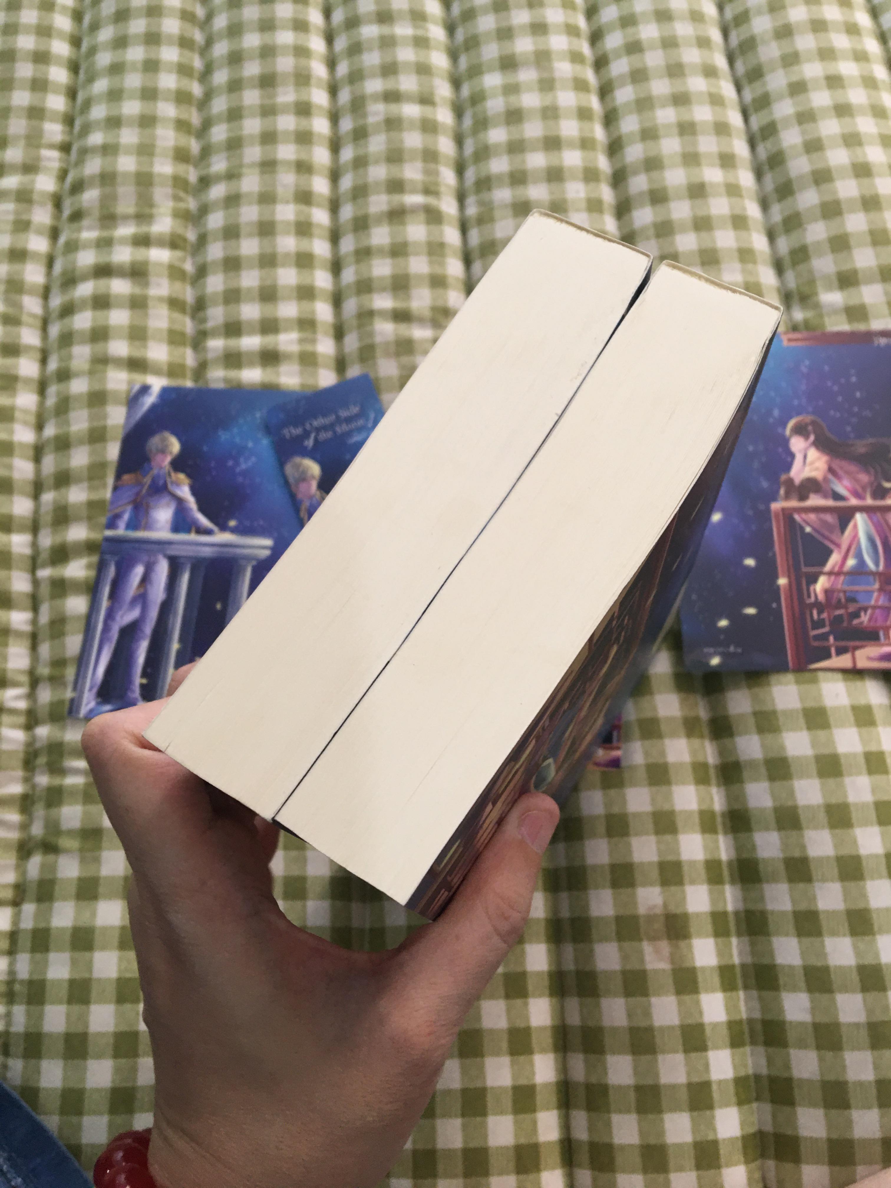 นิยายแต่ง The other side of the moon 2 เล่มจบ บ