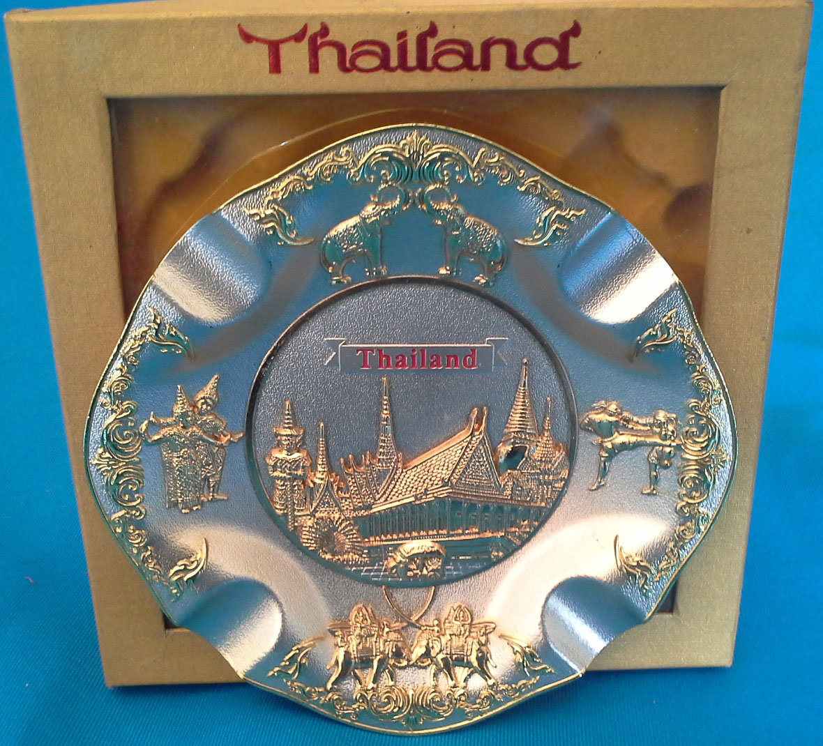 ที่เขี่ยบุหรี่ งานเค่รื่องเงิน