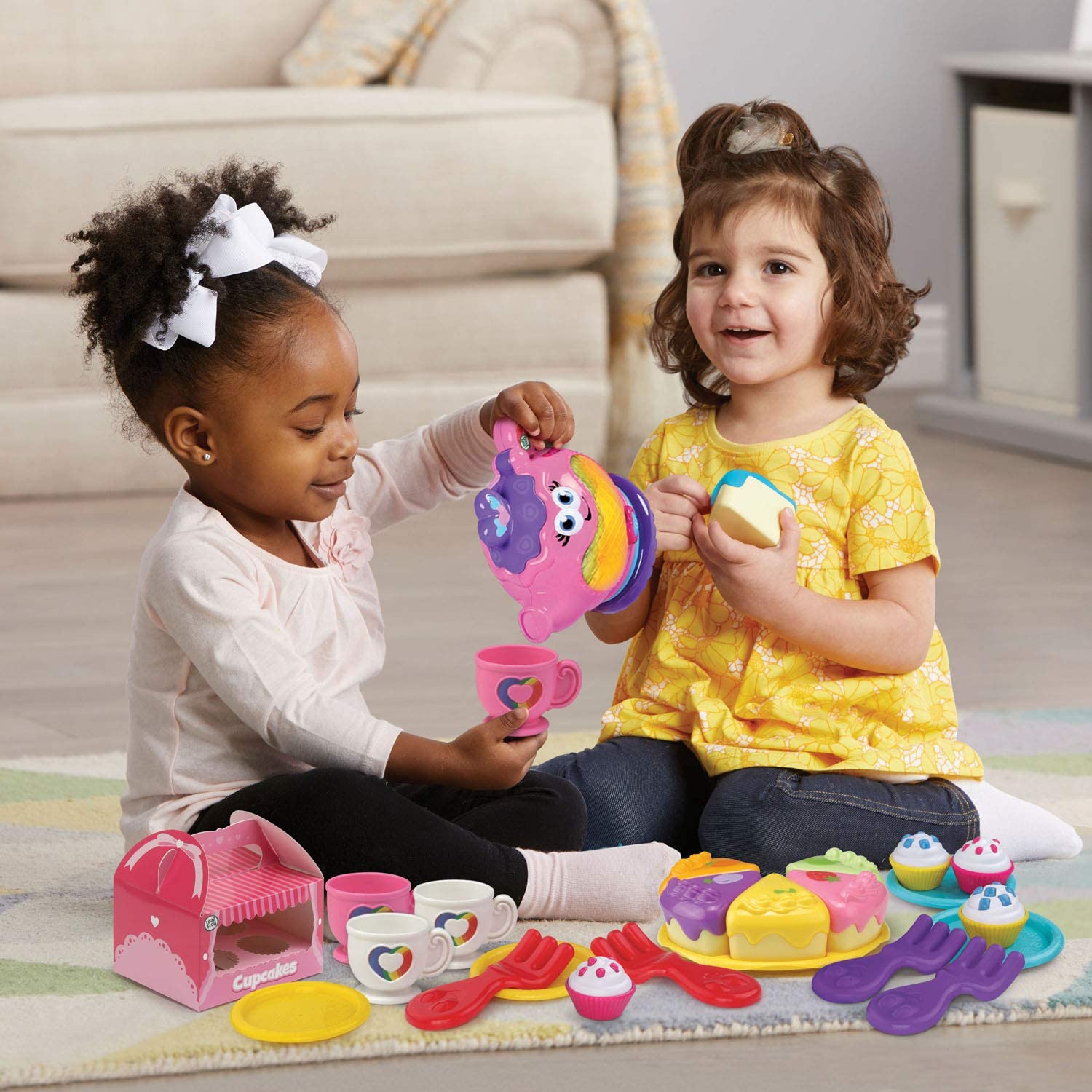 ชุดกาน้ำชาหลากสี LeapFrog Musical Rainbow Tea Party Deluxe ราคา 2,390.-