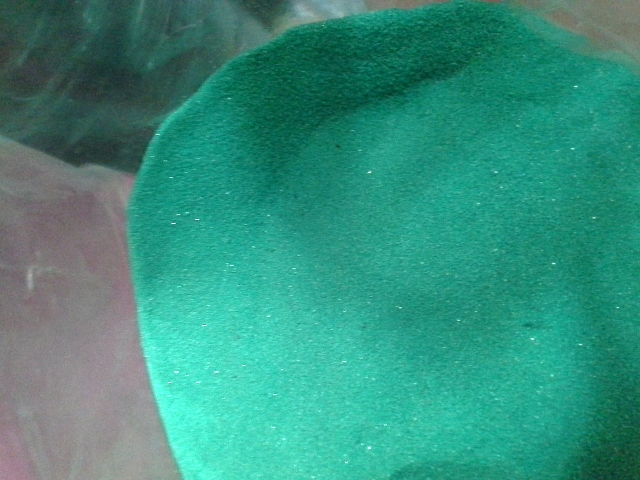 ทรายสีเขียวชั่งกิโล