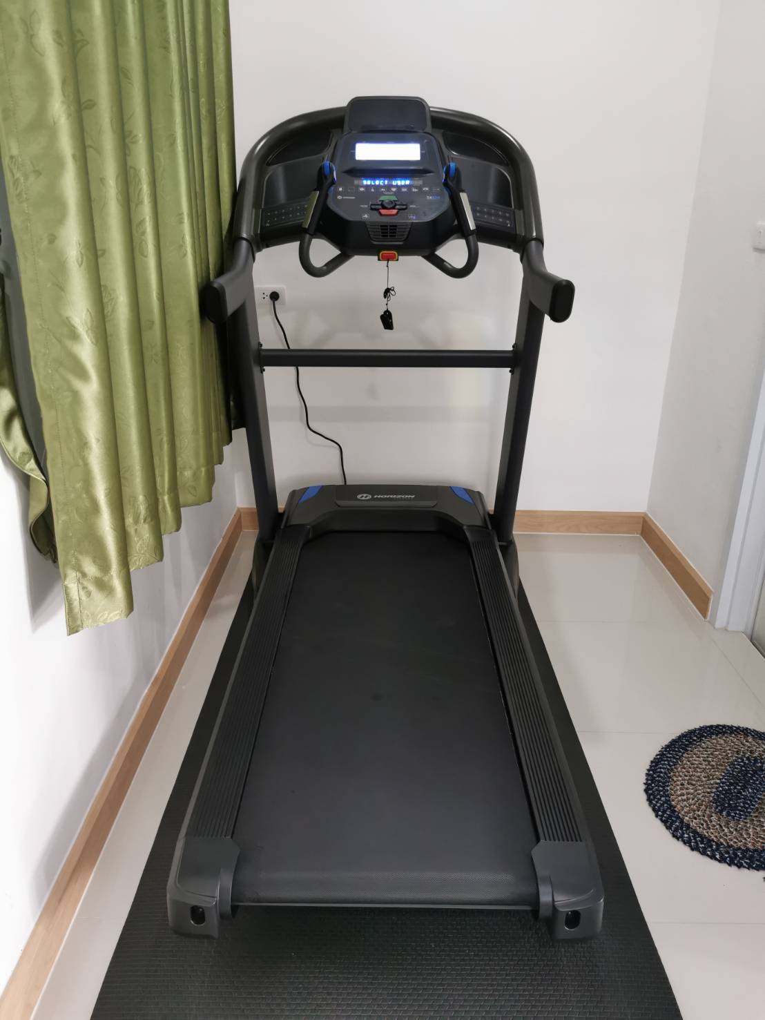 ลู่วิ่งไฟฟ้า Horizon 7.4AT ส่วนลดพิเศษติดต่อ