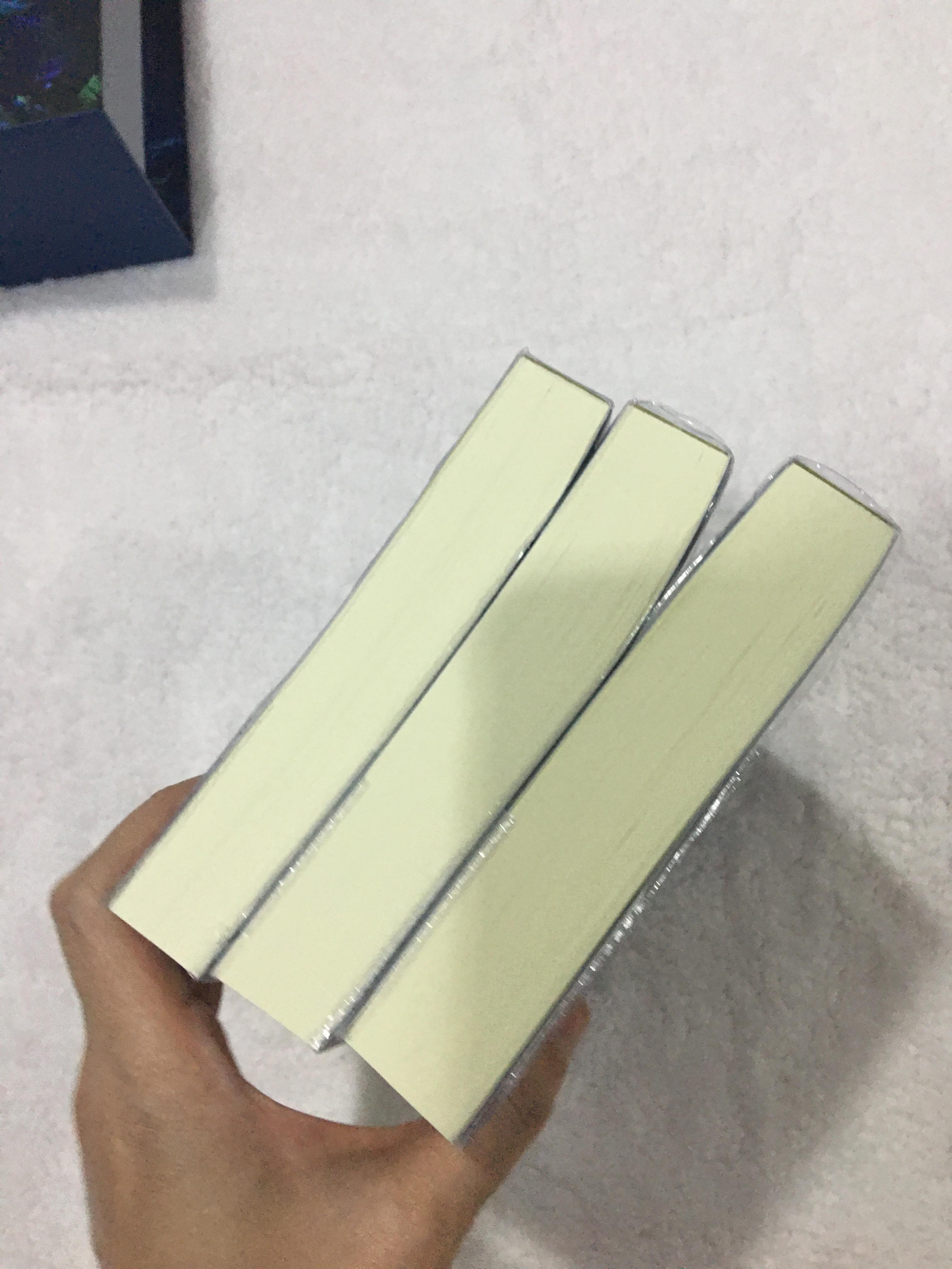 นิยายแปล ฝ่ากฎรักต่างมิติ 2 เล่มจบ รอบจอง