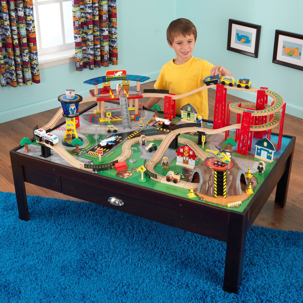 โต๊ะกิจกรรมรถไฟ KidKraft Airport Express Espresso Train Set & Table