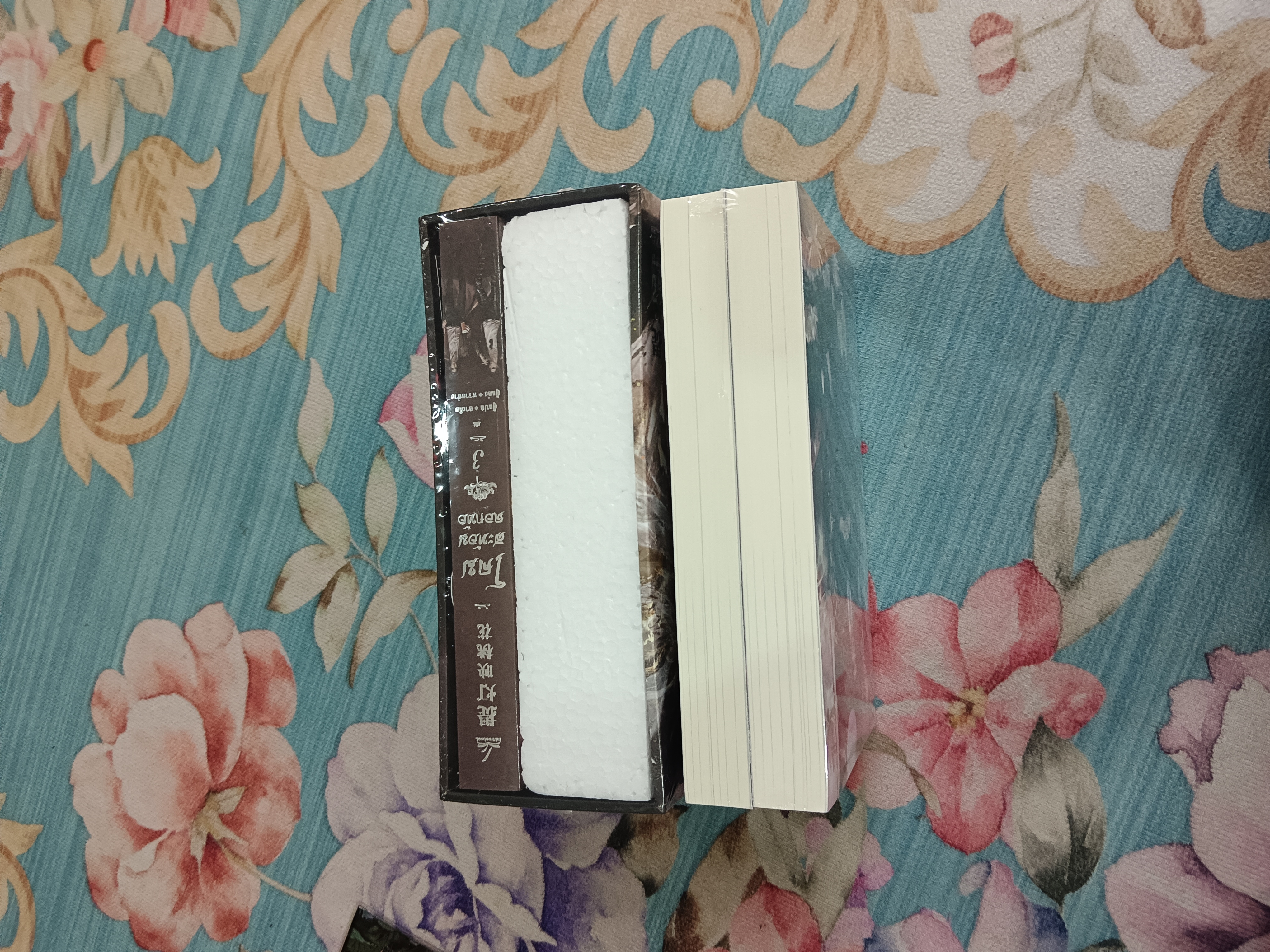 Boxset นิยายแปล โคมสะท้อนดอกท้อ รอบจอง บ