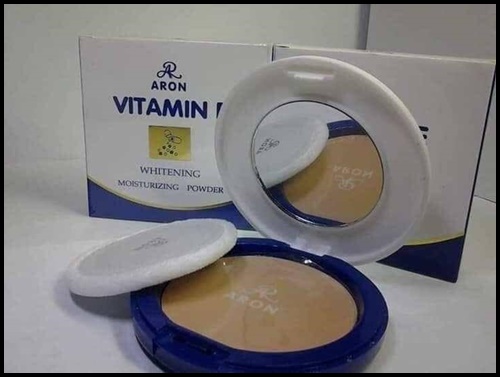 แป้ง ARON VITAMIN E UV Moisturizing Powder