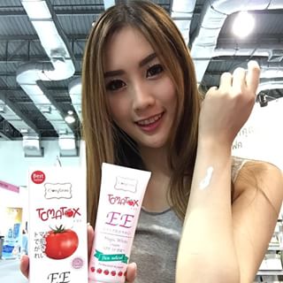 โลชั่นมะเขือเทศ (Confirm EE Tomatox Magic White Cream SPF 50 PA+++)