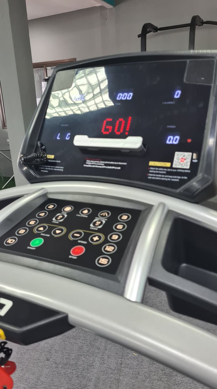 ลู่วิ่งไฟฟ้าAeonFitnessรุ่นAZ50 / DC 3.0 HP