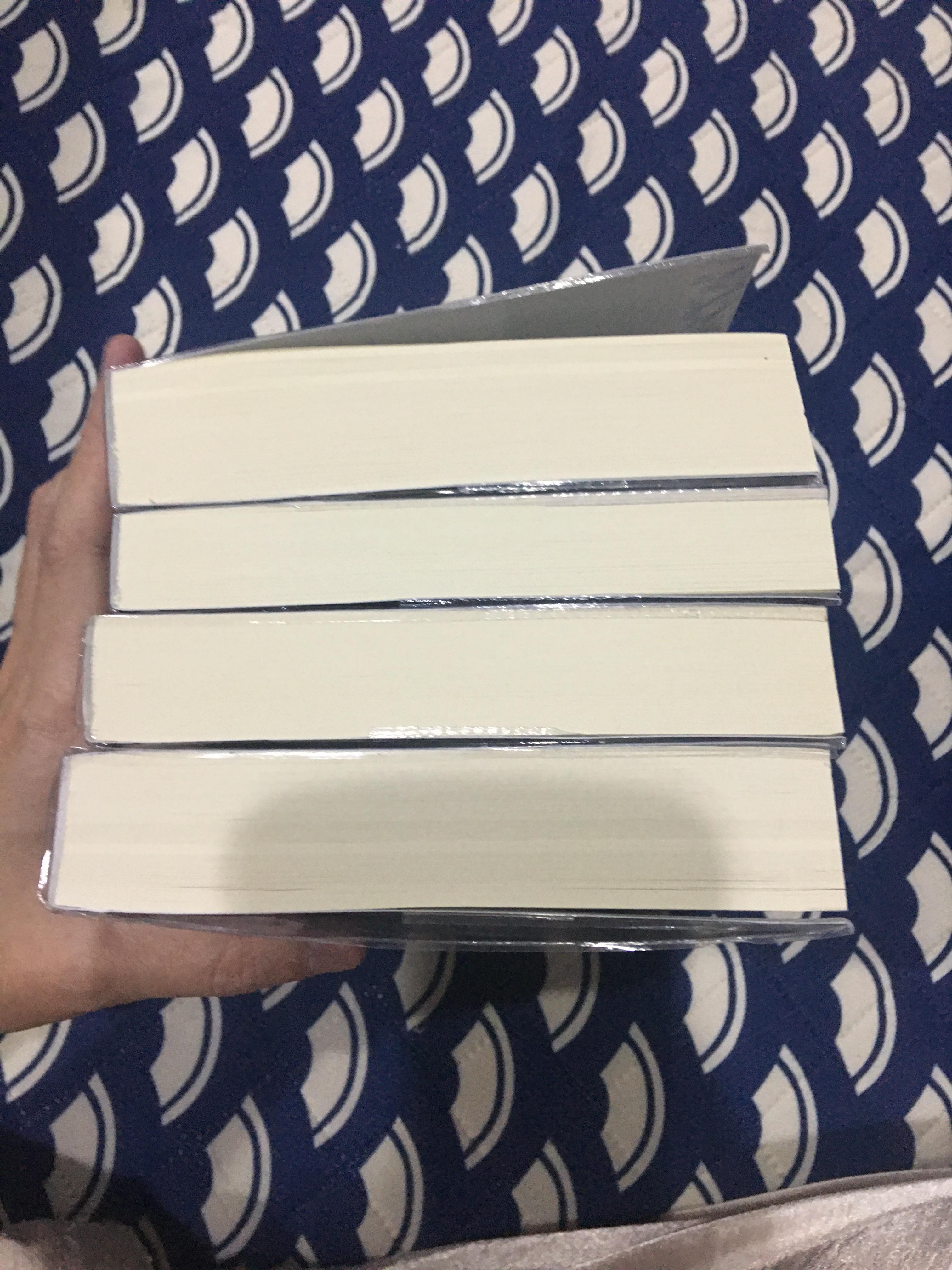 Boxset นิยายแต่ง ชุดสิบสองเศร้า รอบจอง