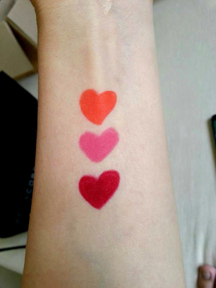 ทเวนตี้โฟร์ ลิป เพนซิล (Twenty Four Lip Pencil 3 Color lip)