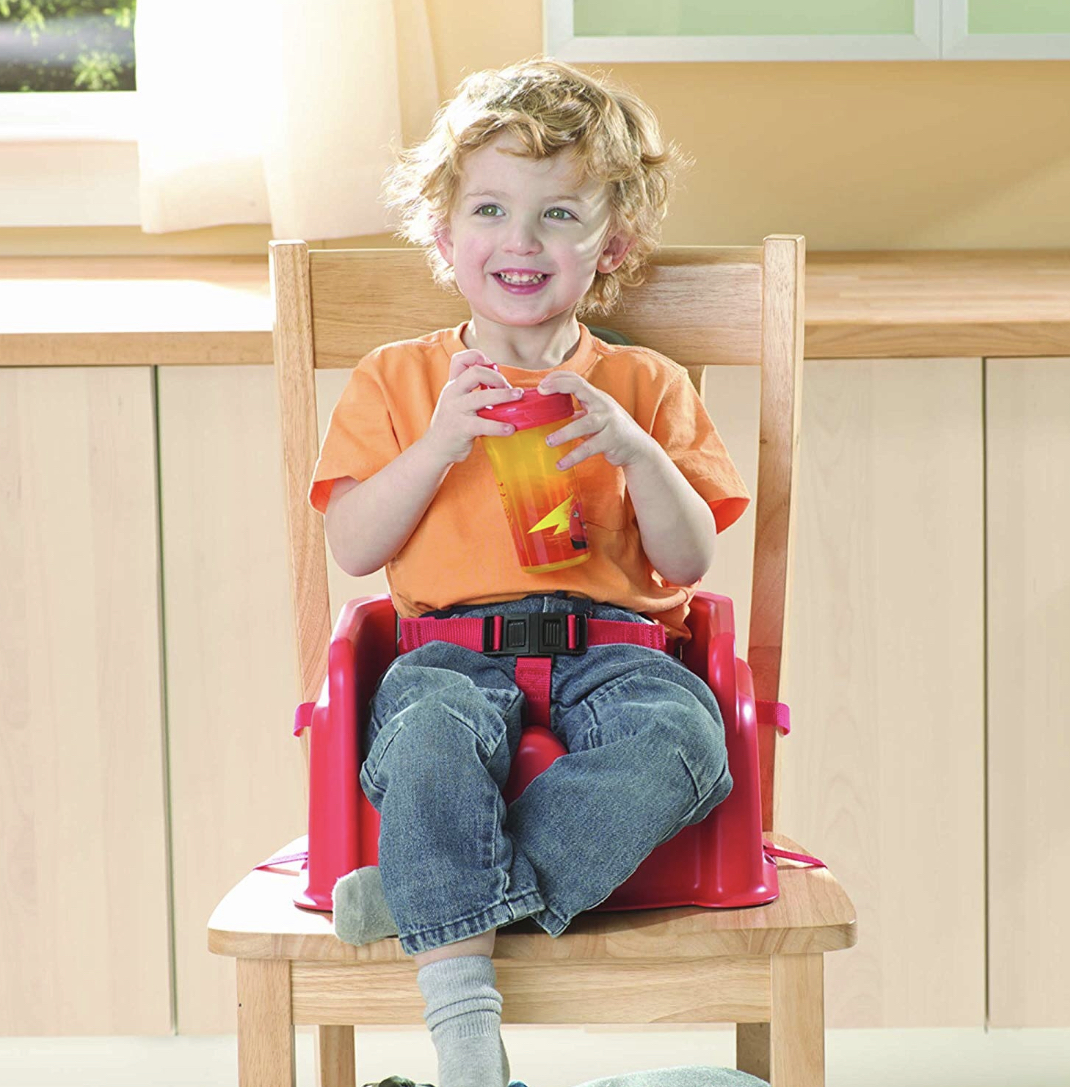 ใหม่ล่าสุด👍🏻 เก้าอี้บูสเตอร์สำหรับหัดนั่ง เก้าอี้ทานข้าวเด็ก ลาย แมคควีน คาร์ส ลิขสิทธิ์แท้ จาก The First Years Disney Baby Cars Booster Seat Booster Seat ราคา 1890 บาท