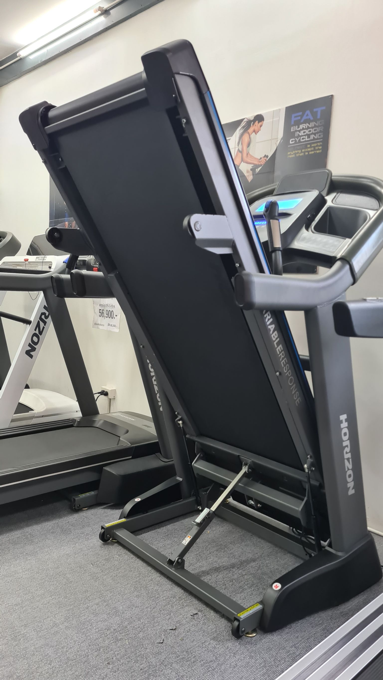 ลู่วิ่งไฟฟ้า Horizon 7.4AT ส่วนลดพิเศษติดต่อ