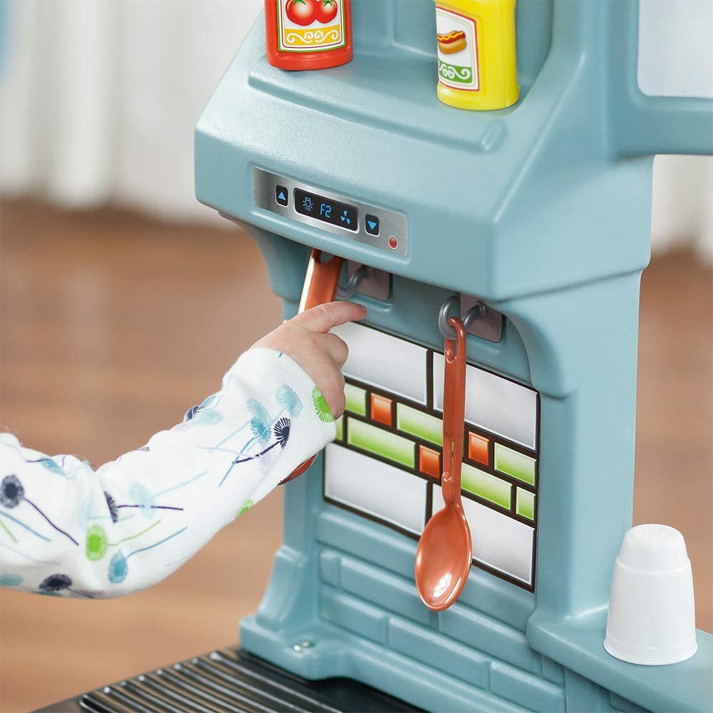 ชุดครัว Step 2 เบสท์เชฟ จาก Step2 Best Chef's Play Kitchen ราคา 5,400 บาท