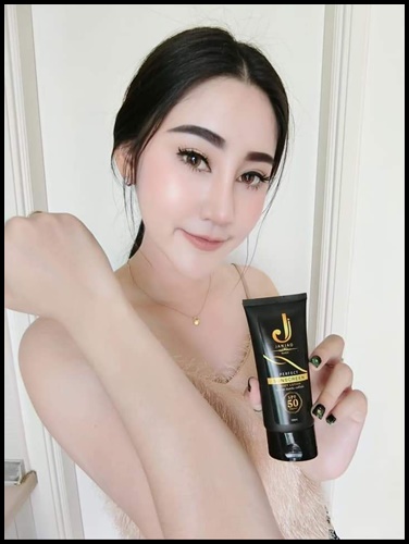 โลชั่นกันแดดจันทร์เจ้า JANJAO PERFECT SUNSCREEN BODY LOTION