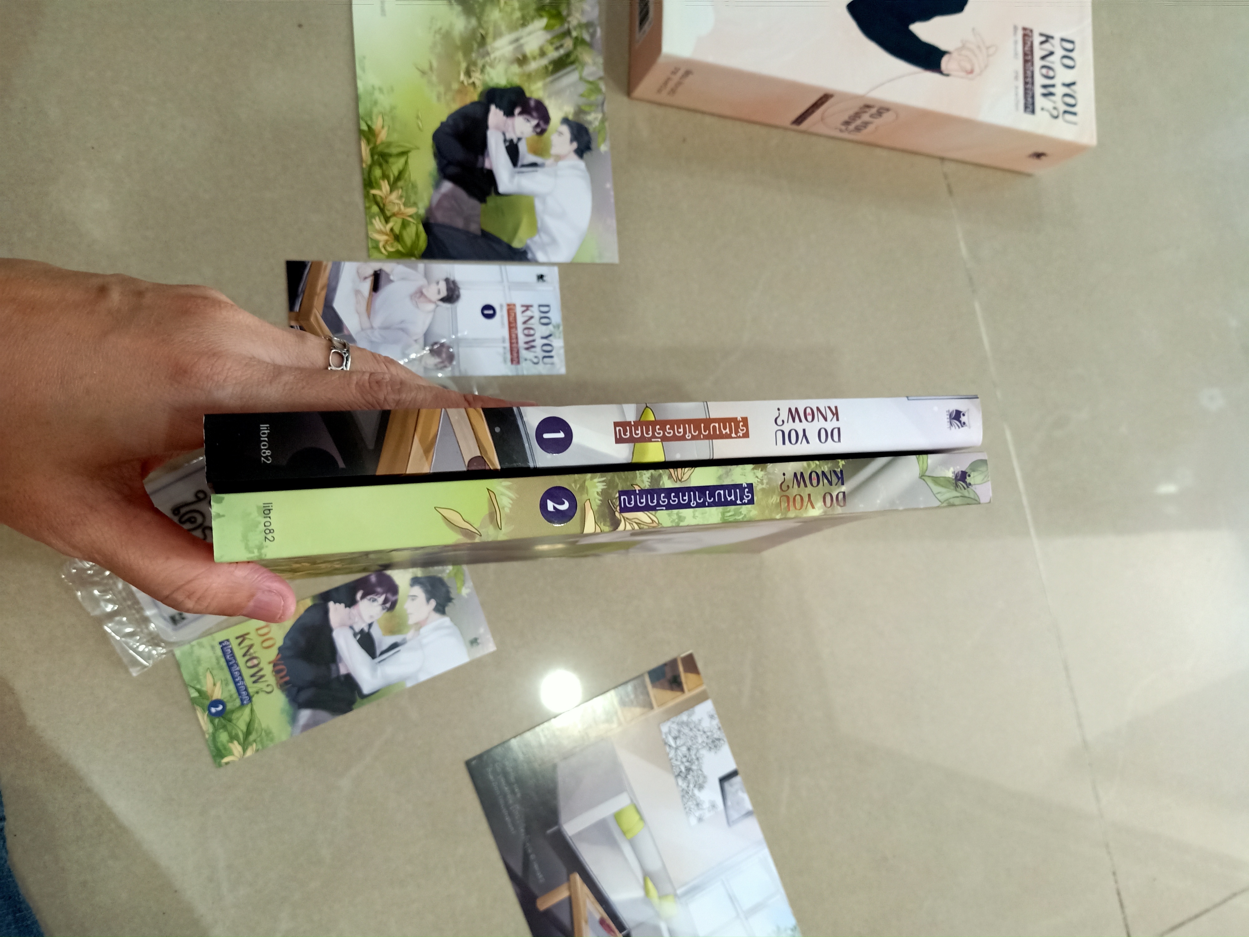 Boxset นิยายแต่ง รู้ไหมว่าใครรักนาย รอบจอง