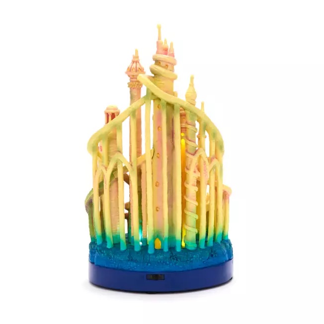 ปราสาท Disney Store Ariel Castle Collection Light-Up Figurine, 8 of 10 ราคา 9,500 - บาท