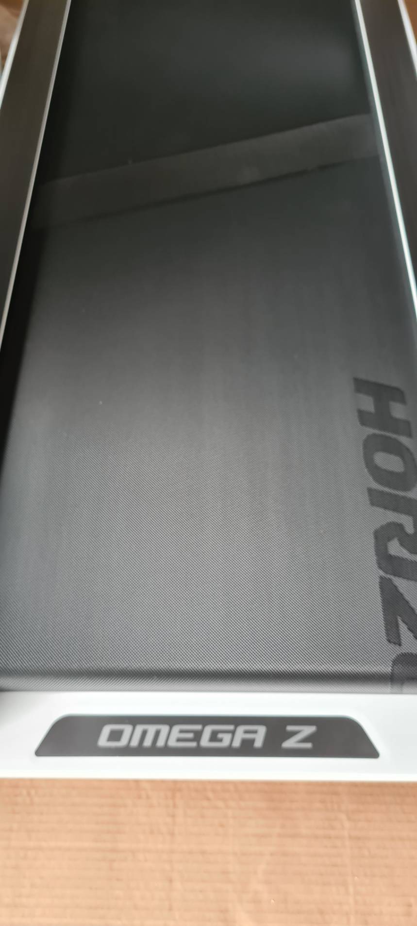 ลู่วิ่งไฟฟ้า Horizon OmegaZ ตัวโชว์
