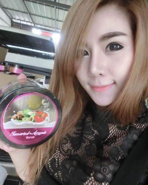 พริ้วพราวสครับไวท์ (Tamarind + Avocado Scrub) ราคาส่ง 1xx