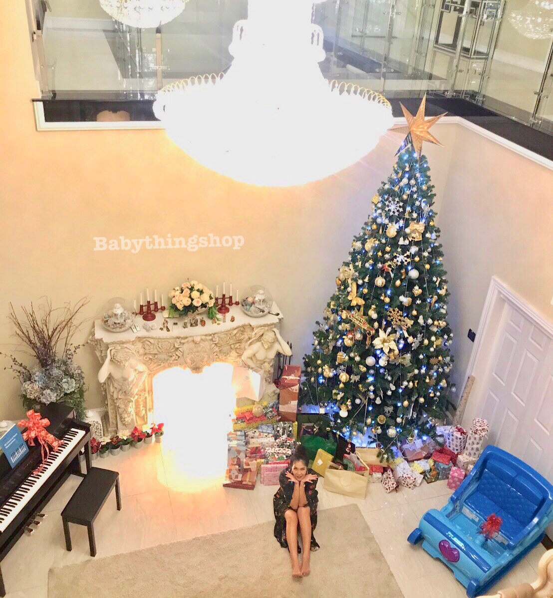 รถลากเลื่อนแบตเตอรี่ Disney Frozen 12-Volt Ride-On Sleigh คันใหญ่พิเศษนั่งได้2คน ไม่มีจำหน่ายทั่วไปในไทย นำเข้าจาก USA ลิขสิทธิ์แท้ 100%