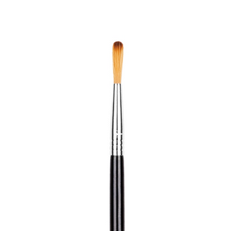 SIGMA :: F71 - Detail Concealer แปรงขนสังเคราะห์ หัวแปรงเล็ก ขนแปรงยาว ใช้สำหรับลงสีคอนซิลเลอร์ปกปิดริ้วรอยอย่างอ่อนโยน