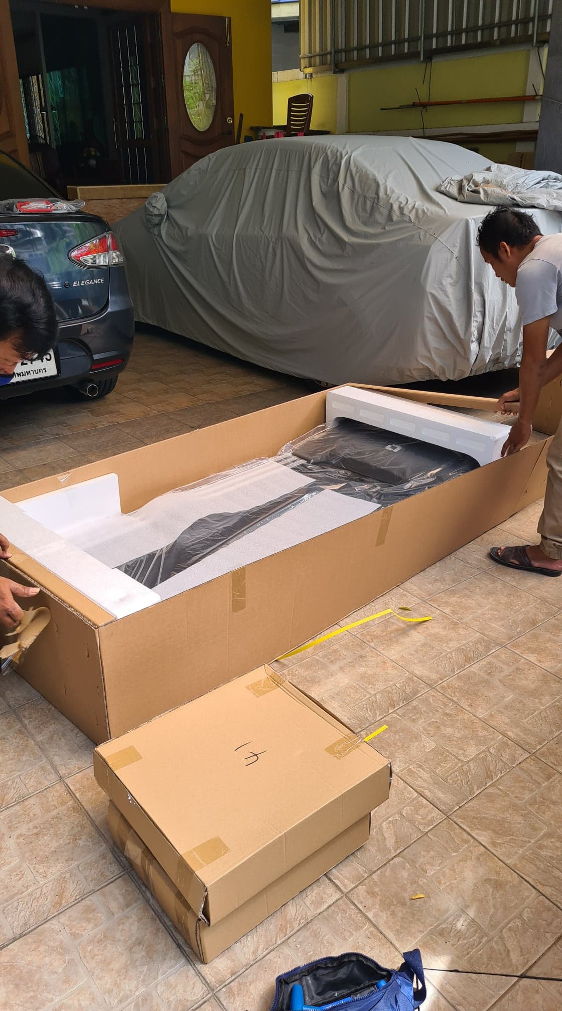 ลู่วิ่งไฟฟ้าAeonFitnessรุ่นAZ60 / Motor AC 4 HP