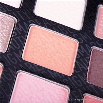 SIGMA :: Enlight Collection คอลเลคชั่นแต่งหน้าโทนสีธรรมชาติ ครบครันไปด้วย อาย แชโดวพาเลทท์ เบส กลอส อายไลเนอร์ บลัช แปรง