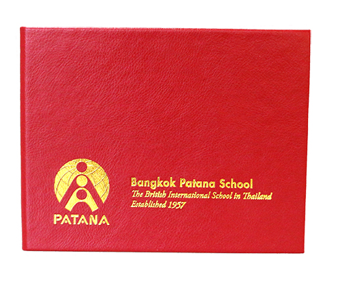 ปกประกาศหนังปั้มฟอยด์ทอง